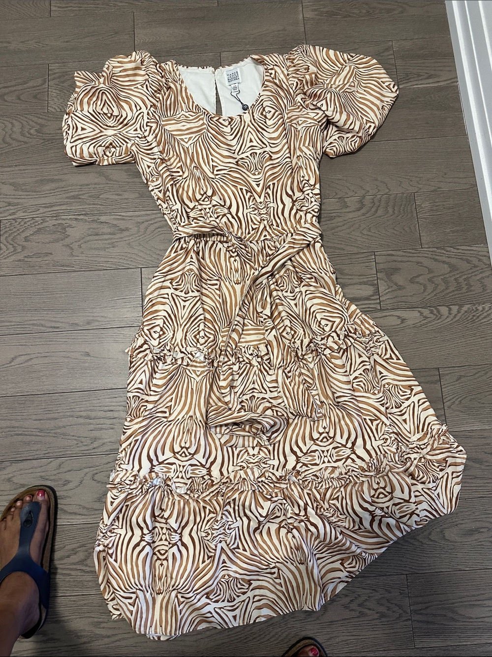 Badgley Mischka Beige and White Zebra-Print Puff Sleeve Midi Dress